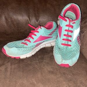 Reebok Womens Smoothflex Cushrun Green Pink Running Shoes Sneakers Size 9.5
